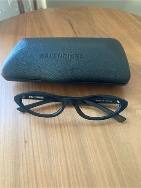 Balenciaga Black Cat-Eye Women's Glasses with Branded Case